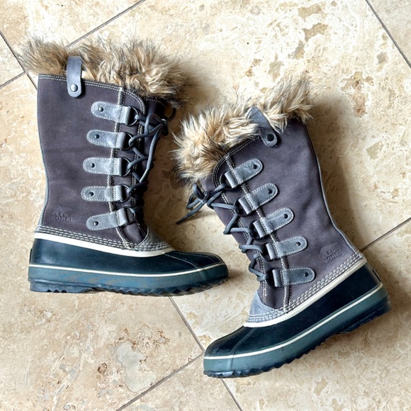 SOREL | Women's Joan of Arc™ Waterproof Boot Sz 6 - Picture 2 of 8